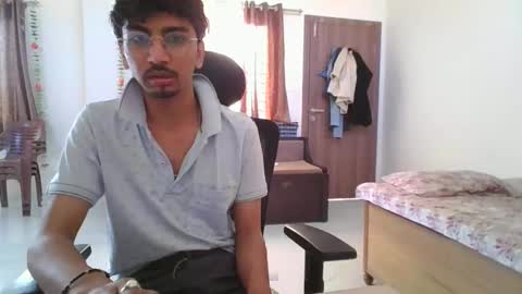 maskboyz2003 online show from 03-02-25, 02:19