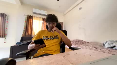 maskboyz2003 online show from 09-24-25, 02:04