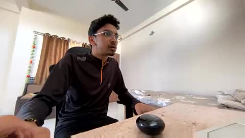 Mask Boy online show from 01-04-25, 08:49