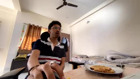 Mask Boy online show from 01-20-25, 04:21