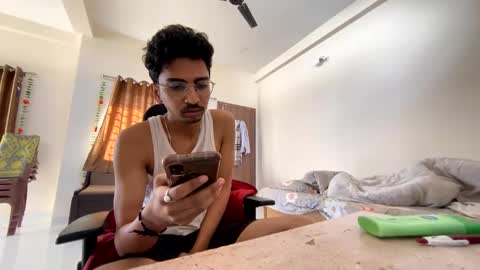 Mask Boy online show from 01-22-25, 04:02