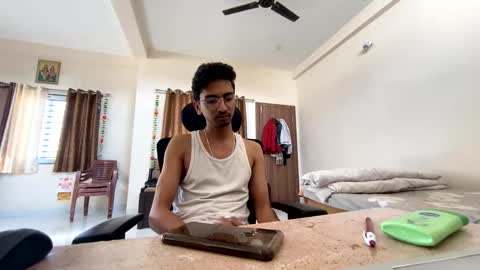 Mask Boy online show from 01-25-25, 10:08