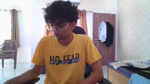 Mask Boy online show from 10-19-25, 04:02