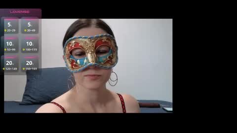 Snapshot of maskedflirt3 chatting on 05-21-26, 11:01 maskedflirt3 online show from 05-21-26, 11:01