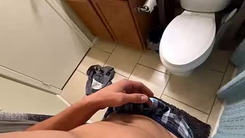 Snapshot of maskedmagikstik chatting on 12-01-25, 10:59 maskedmagikstik online show from 12-01-25, 10:59