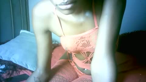 Snapshot of maskgang001 chatting on 05-12-26, 01:47 maskgang001 online show from 05-12-26, 01:47