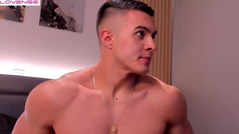 Mason Bennet online show from 09-19-25, 03:52