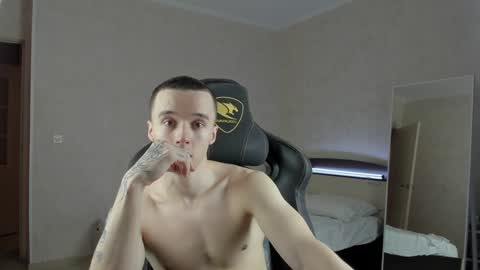 Snapshot of mason_warhol chatting on 12-26-24, 03:27 Mason online show from 12-26-24, 03:27