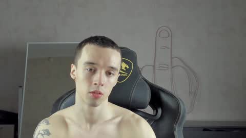 Snapshot of mason_warhol chatting on 01-06-25, 01:09 Mason online show from 01-06-25, 01:09