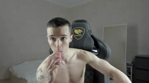 Snapshot of mason_warhol chatting on 01-14-25, 05:45 Mason online show from 01-14-25, 05:45