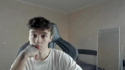 Snapshot of mason_warhol chatting on 02-15-26, 02:47 Mason online show from 02-15-26, 02:47