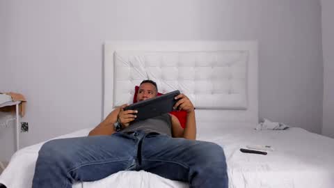 Snapshot of massagem_spa chatting on 02-28-25, 01:37 Lucas online show from 02-28-25, 01:37