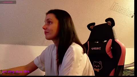 Queeny Kathy  Online at 2030 MEZ Sunday  Wednesday online show from 03-07-25, 08:33