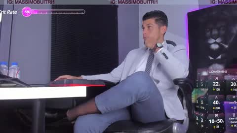 I am Massimo online show from 12-19-24, 01:18