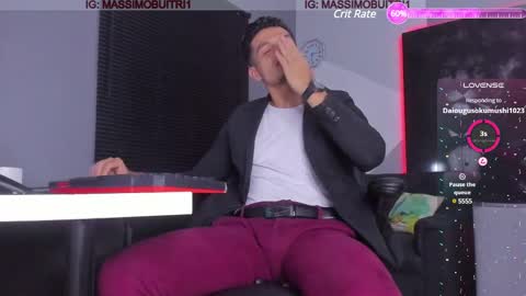 I am Massimo online show from 02-17-25, 11:42