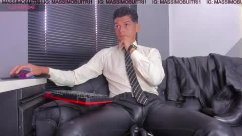 I am Massimo online show from 06-02-26, 01:02