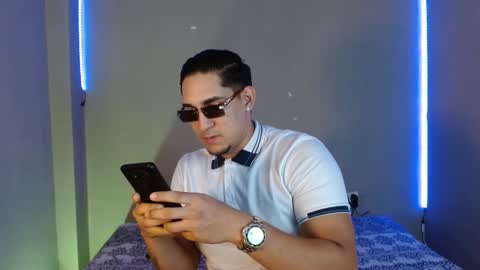 Snapshot of massimo_vidal chatting on 11-01-25, 02:46 massimo_vidal online show from 11-01-25, 02:46