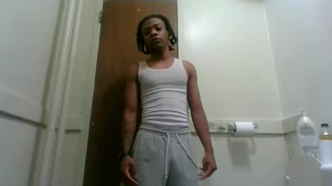 Snapshot of massivemalik chatting on 12-29-24, 03:13 massivemalik online show from 12-29-24, 03:13