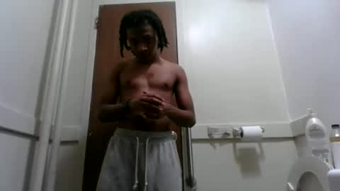 Snapshot of massivemalik chatting on 12-29-24, 10:47 massivemalik online show from 12-29-24, 10:47