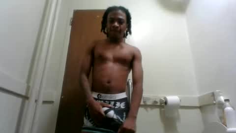 Snapshot of massivemalik chatting on 01-02-25, 09:07 massivemalik online show from 01-02-25, 09:07