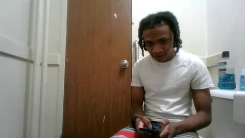 Snapshot of massivemalik chatting on 01-11-25, 04:16 massivemalik online show from 01-11-25, 04:16