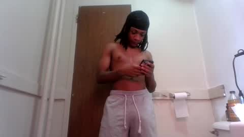 Snapshot of massivemalik chatting on 01-30-25, 04:55 massivemalik online show from 01-30-25, 04:55