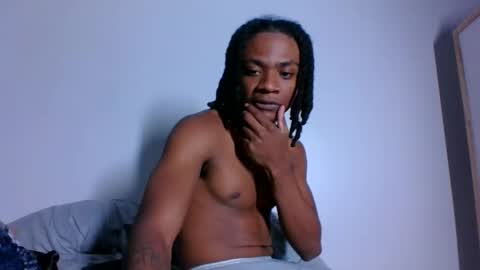 Snapshot of massivemalik chatting on 09-27-25, 02:27 massivemalik online show from 09-27-25, 02:27