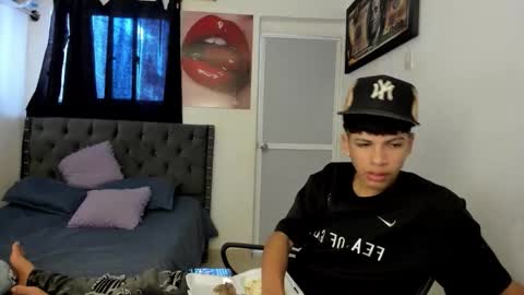 master_boy28 online show from 04-22-26, 05:36