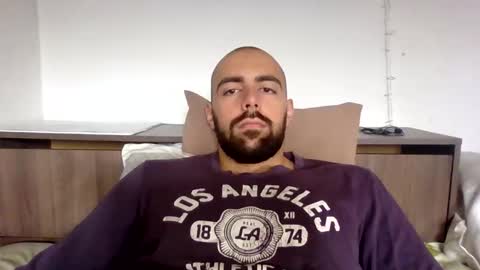 Snapshot of master_david_23 chatting on 10-08-25, 06:11 master_david_23 online show from 10-08-25, 06:11