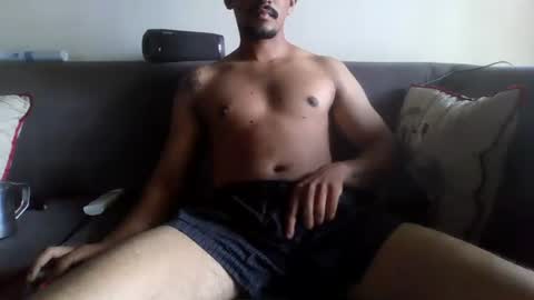 Snapshot of master_leoo chatting on 06-20-26, 04:26 master_leoo online show from 06-20-26, 04:26