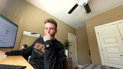 Snapshot of master_louie chatting on 01-22-25, 06:41 muskyjockdick online show from 01-22-25, 06:41