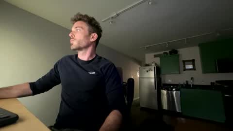 Snapshot of master_louie chatting on 11-09-25, 03:54 muskyjockdick online show from 11-09-25, 03:54