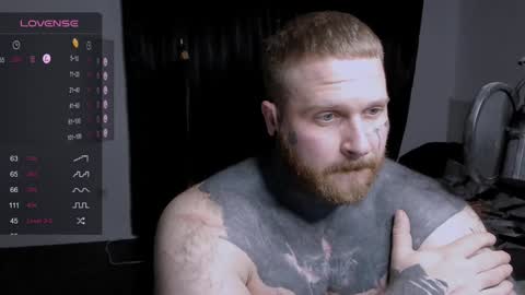 Snapshot of master_oil chatting on 12-24-24, 09:44 Huge Alex online show from 12-24-24, 09:44