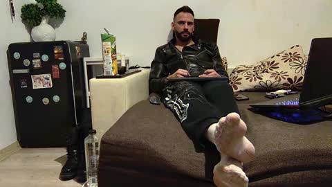 SIR online show from 12-14-24, 03:47