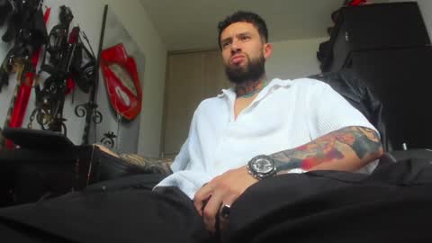 Snapshot of master_steven_01 chatting on 12-30-24, 10:34 steven  online show from 12-30-24, 10:34