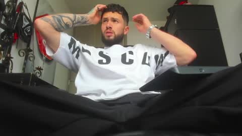 Snapshot of master_steven_01 chatting on 01-06-25, 03:40 steven  online show from 01-06-25, 03:40