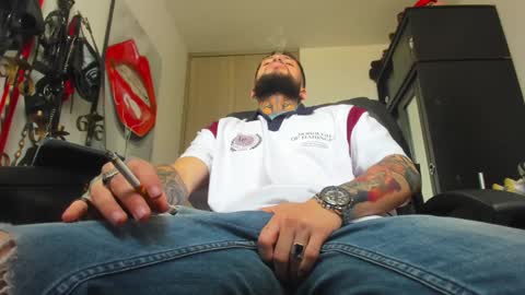 Snapshot of master_steven_01 chatting on 01-07-25, 04:48 steven  online show from 01-07-25, 04:48