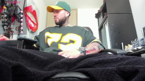 Snapshot of master_steven_01 chatting on 01-09-25, 05:54 steven  online show from 01-09-25, 05:54