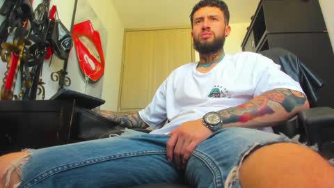 Snapshot of master_steven_01 chatting on 01-18-25, 05:26 steven  online show from 01-18-25, 05:26