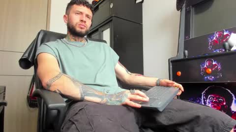 Snapshot of master_steven_01 chatting on 02-28-25, 03:26 steven  online show from 02-28-25, 03:26