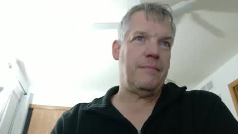 Snapshot of master_thorn chatting on 01-10-26, 03:19 Master Thorn online show from 01-10-26, 03:19