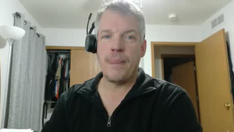 Snapshot of master_thorn chatting on 01-19-26, 04:27 Master Thorn online show from 01-19-26, 04:27