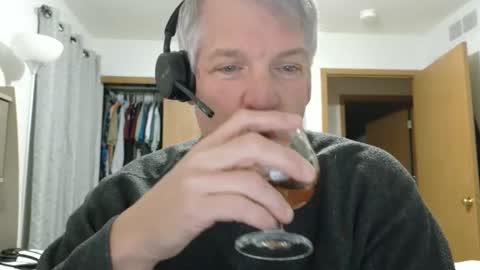 Snapshot of master_thorn chatting on 02-10-26, 03:10 Master Thorn online show from 02-10-26, 03:10