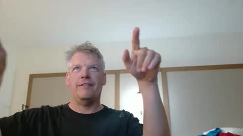 Snapshot of master_thorn chatting on 05-05-26, 02:25 Master Thorn online show from 05-05-26, 02:25