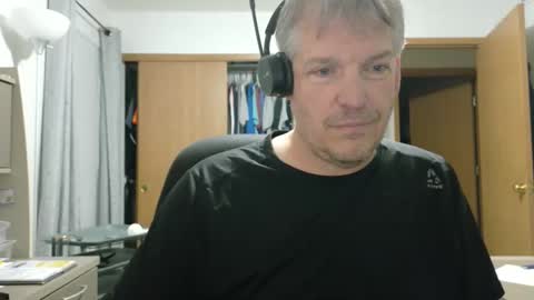 Snapshot of master_thorn chatting on 05-25-26, 02:39 Master Thorn online show from 05-25-26, 02:39