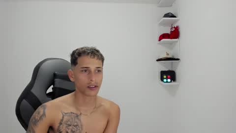 Snapshot of masteralda09 chatting on 11-01-25, 10:56 Alpha junior online show from 11-01-25, 10:56