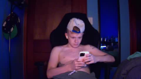 Snapshot of mastercooperfrost chatting on 09-17-25, 04:25 Master cooper online show from 09-17-25, 04:25