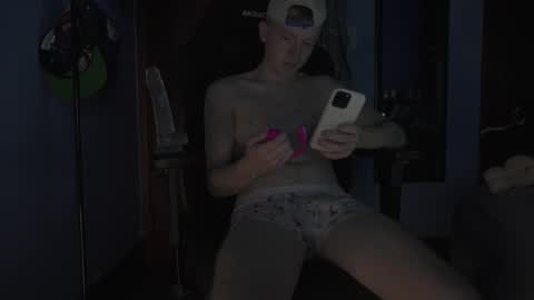 Snapshot of mastercooperfrost chatting on 09-25-25, 04:38 Master cooper online show from 09-25-25, 04:38