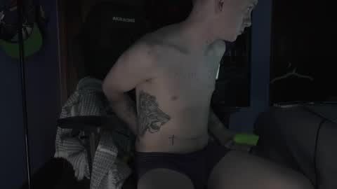 Snapshot of mastercooperfrost chatting on 09-26-25, 04:27 Master cooper online show from 09-26-25, 04:27