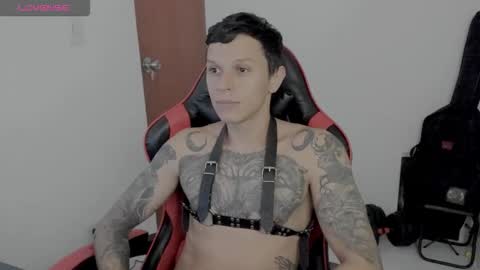 Snapshot of masterdave7 chatting on 11-20-25, 06:18 Dave online show from 11-20-25, 06:18